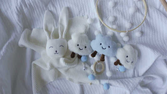 Cuddly Cloud Mobile & Comforter Bundle - Binky Boo